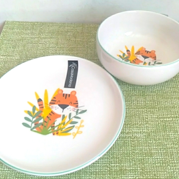 CasaModerna NWT baby plate and bowl set with tiger design - Picture 2 of 3